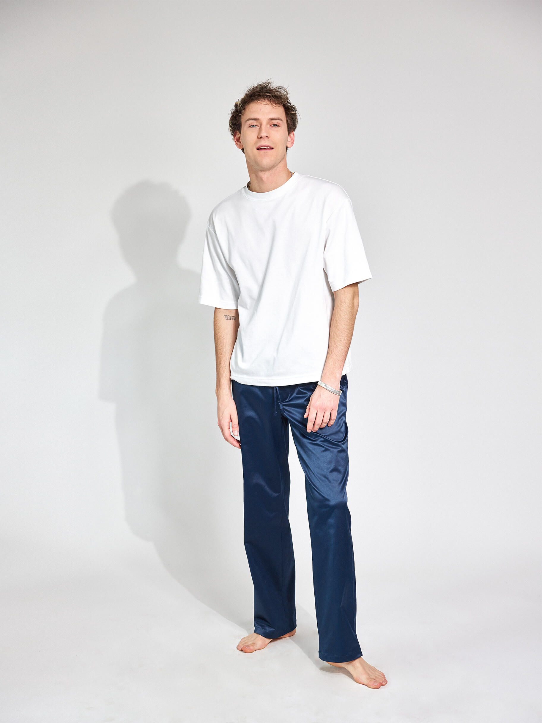 Very Serious Blue Satinhose dunkelblau