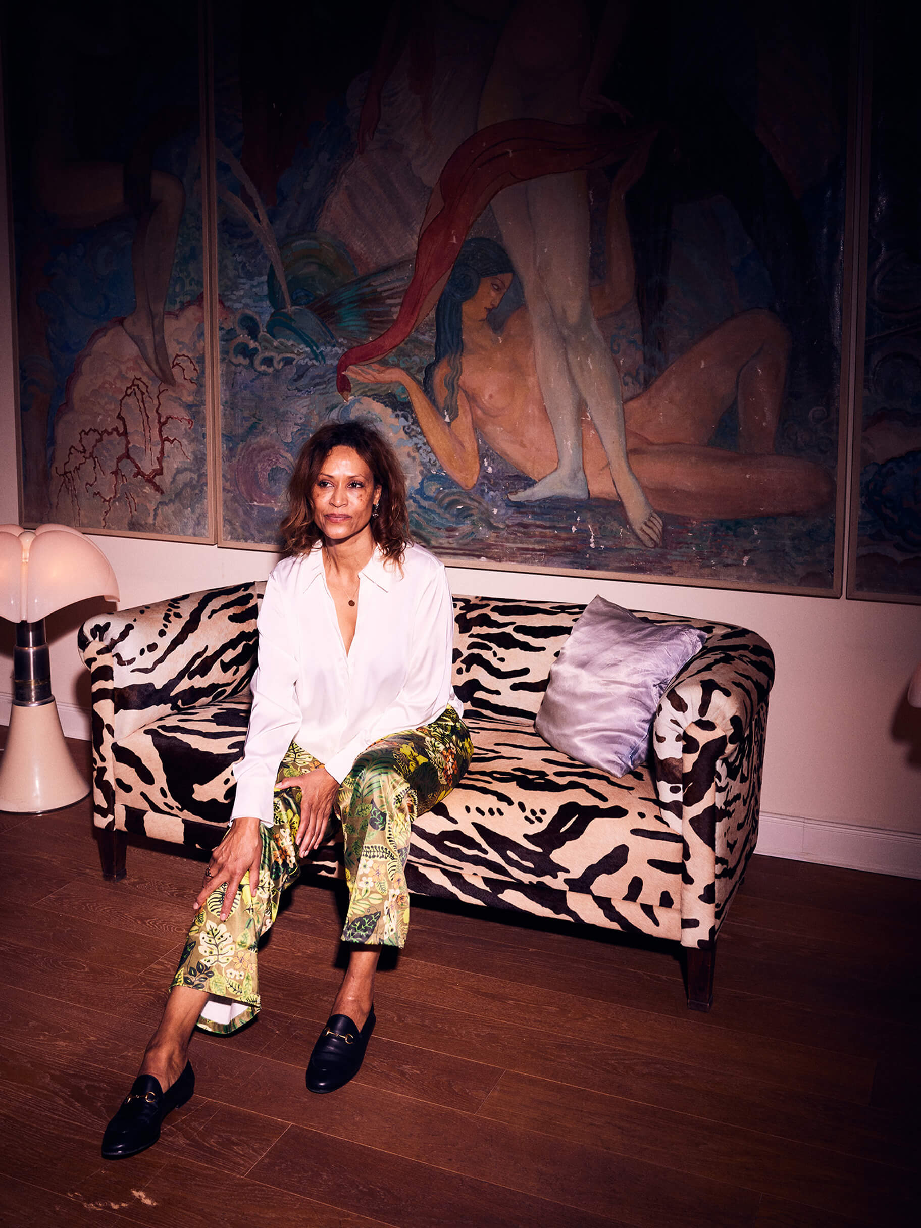 Quincy Jungle Satinhose Casual Look