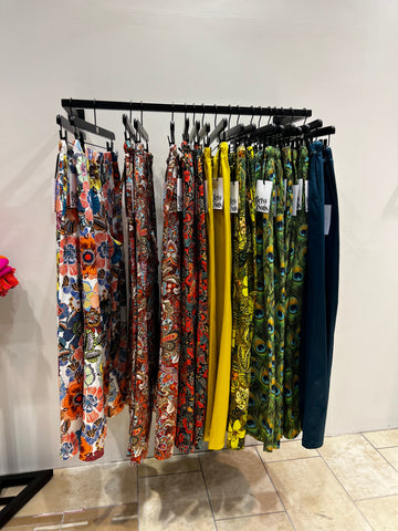 Betsy & Sons Bunte Designer Satinhosen