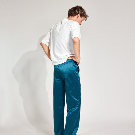 Blaue Satinhose Herren und Damen Rückansicht Betsy & Sons
